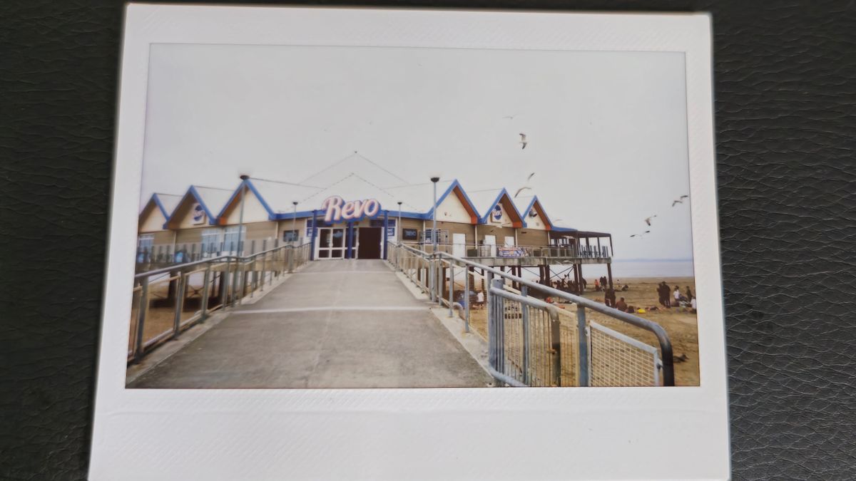 Fujifilm Instax Wide 400 review