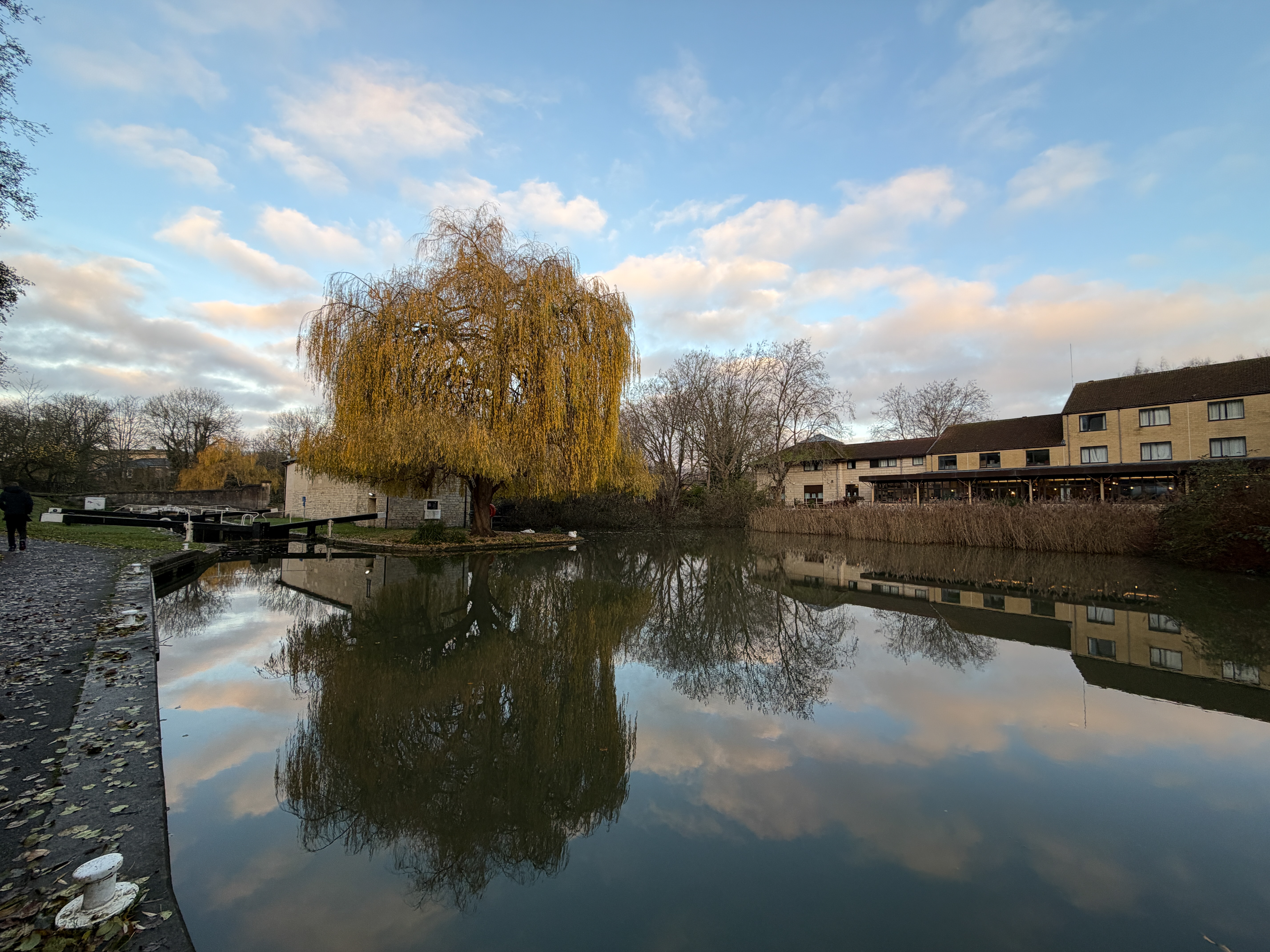 Apple iPhone 17 test shot