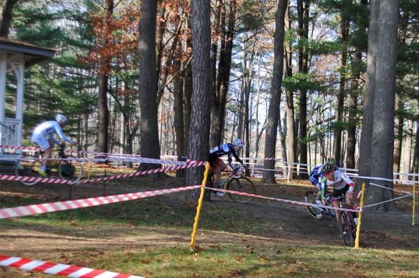 A front group containing Adam Myerson (Cycle-Smart), Jerome Townsend (BikeReg.com / Joe's Garage / Scott), Luke Keough (Champion System p/b Keough Cyclocross), and Luca Damiani (El Gato) formed almost immediately after the run-up.