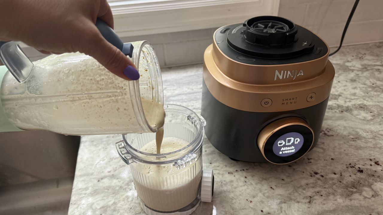 Ninja CrushBOSS making pistachio ice cream