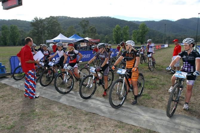 The elite women at the cross country start in Bright