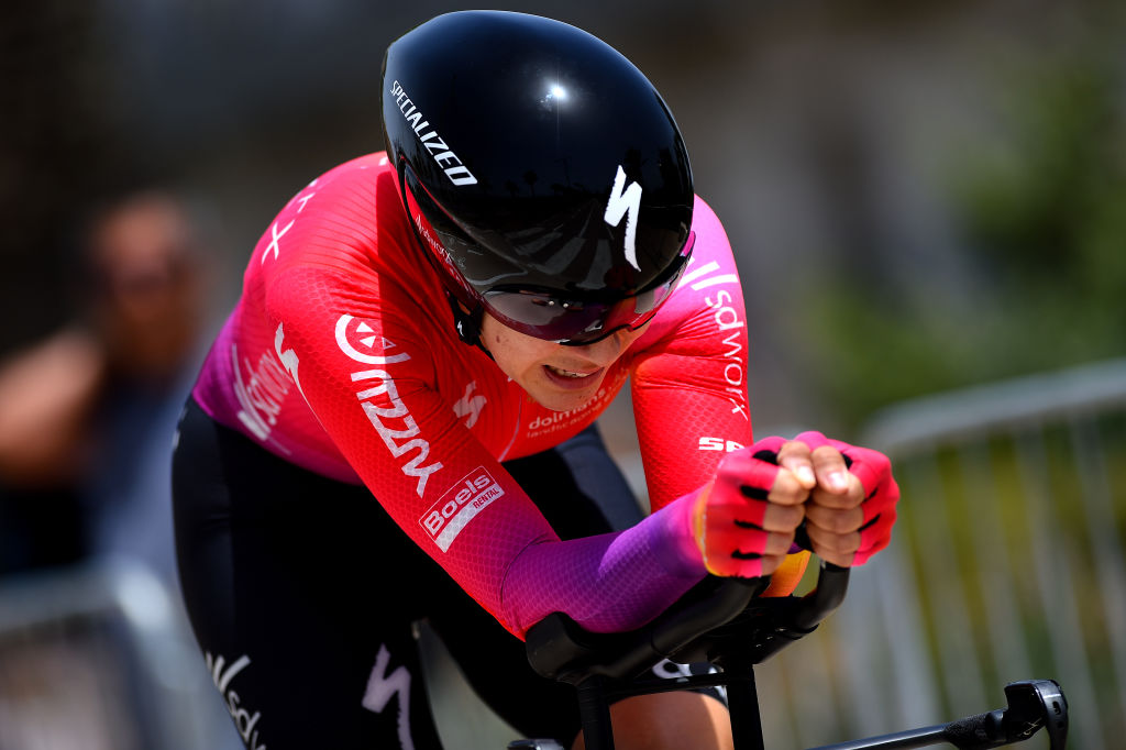 CAGLIARI ITALY  JUNE 30 Elena Cecchini of Italy and Team SD Worx sprints during the 33rd Giro dItalia Donne 2022  Stage 1 a 47km individual time trial stage from Cagliari to Cagliari  ITT  GiroDonne  UCIWWT  on June 30 2022 in Cagliari Italy Photo by Dario BelingheriGetty Images