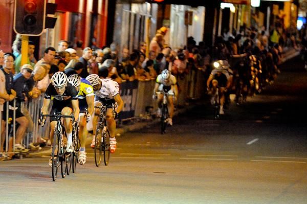 Anthony Giacoppo, Hilton Mcmurdo and Andrew Sime break away late in the race.