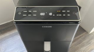 display panel on the cosori dualblaze air fryer