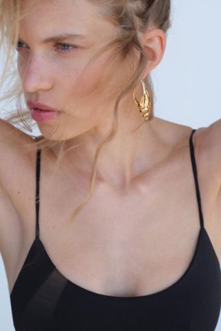 Seashell drop earrings