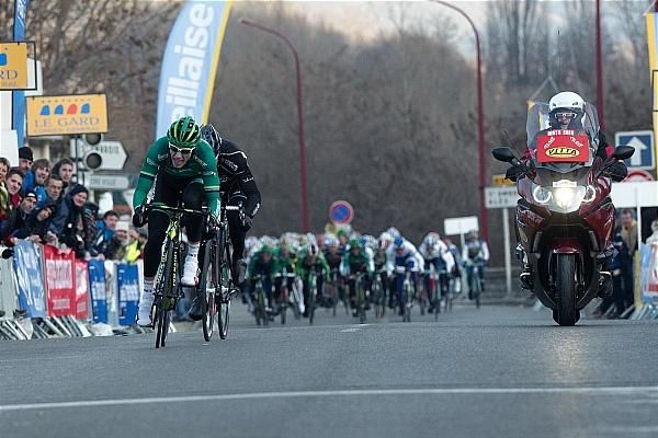 Pierre Rolland (Europcar) leads breakaway companion Franck Vermeulen (Veranda Rideau U) in the sprint to the finish.