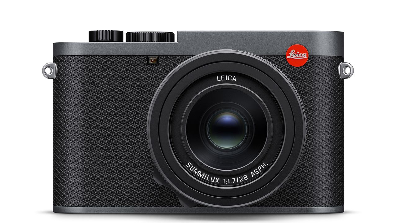 Leica Q3 Metallic Grey Finish product image