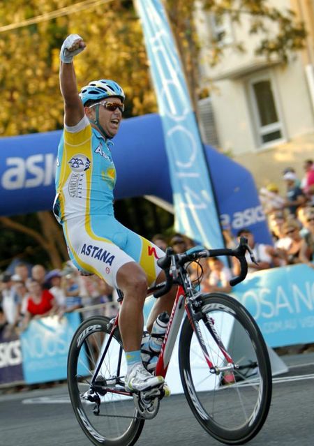 Allan Davis celebrates winning the Noosa Grand Prix