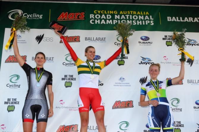 Loren Rowney (Specialized - lululemon), Kimberley Wells (Specialized - Securitor) Gracie Elvin (Orica - AIS) on the podium