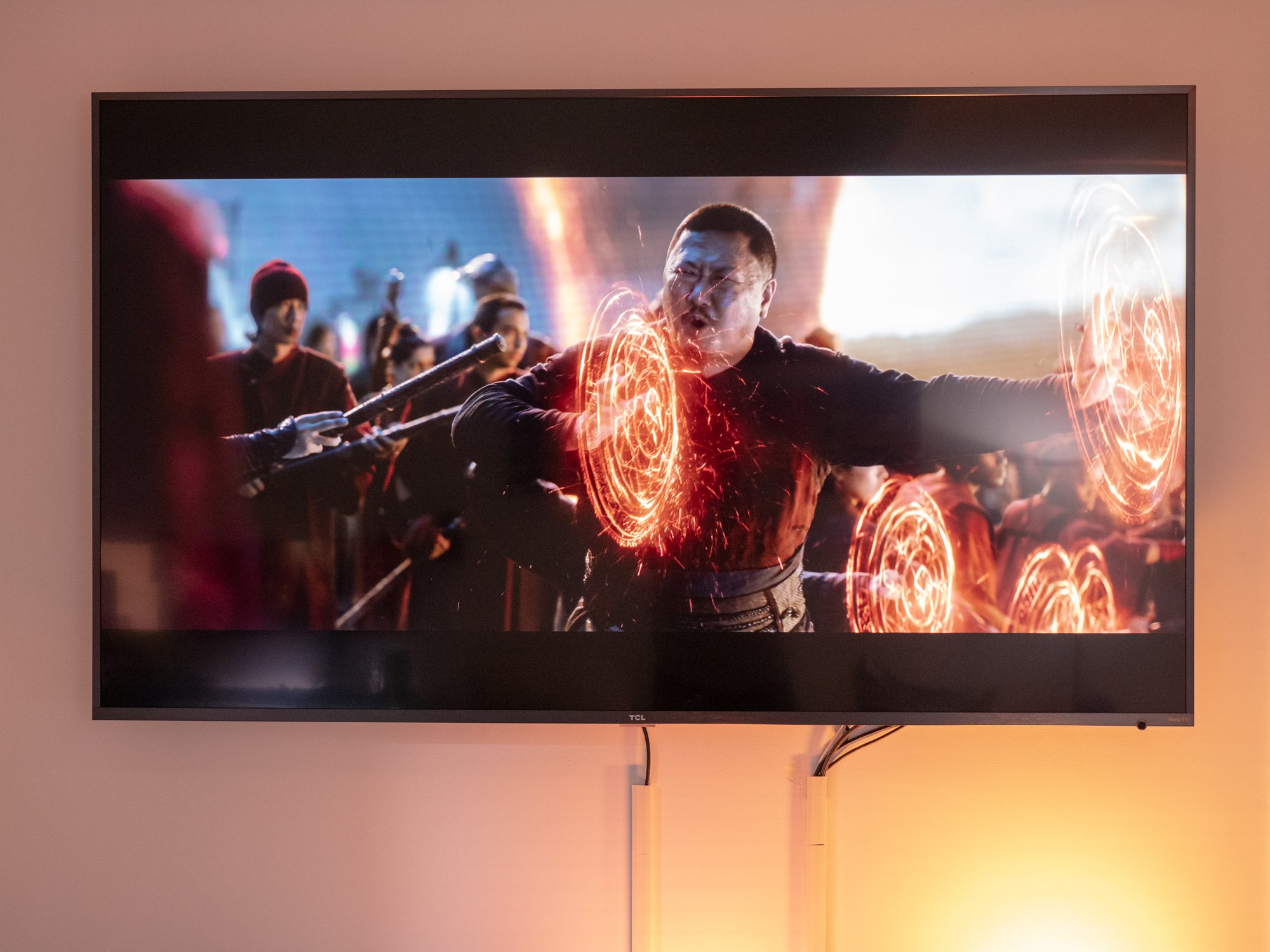Philips Hue TV sync box now supports HDR10+ and Dolby Vision - The