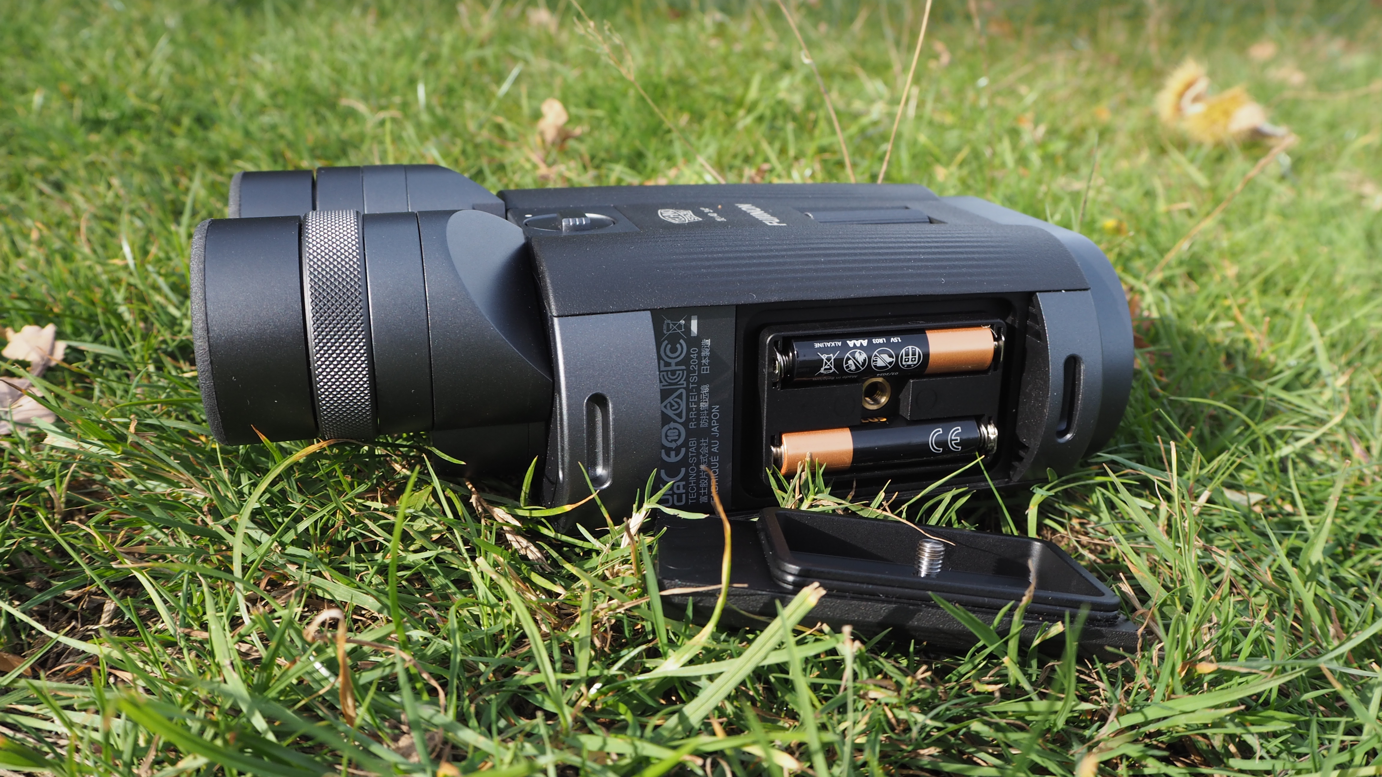 Fujifilm Fujinon Techno-Stabi TS-L 2040 showing battery compartment