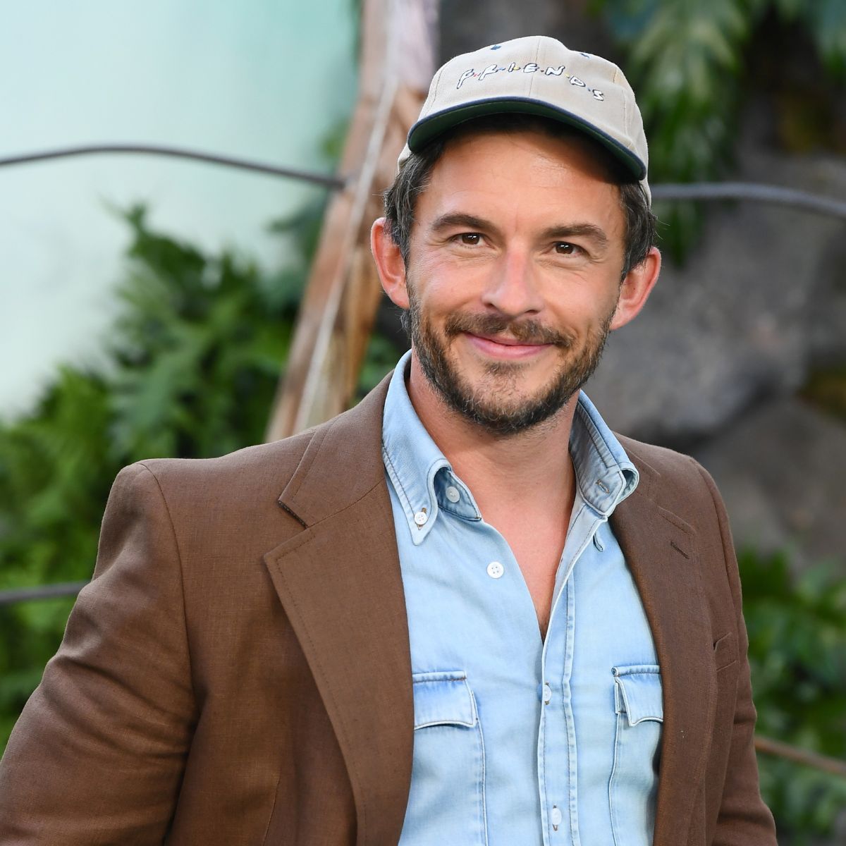 Jonathan Bailey attends the Jurassic World Rebirth World Premiere