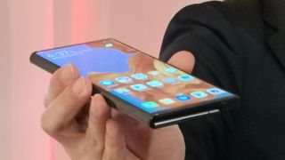 Huawei Mate X Samsung Galaxy Fold