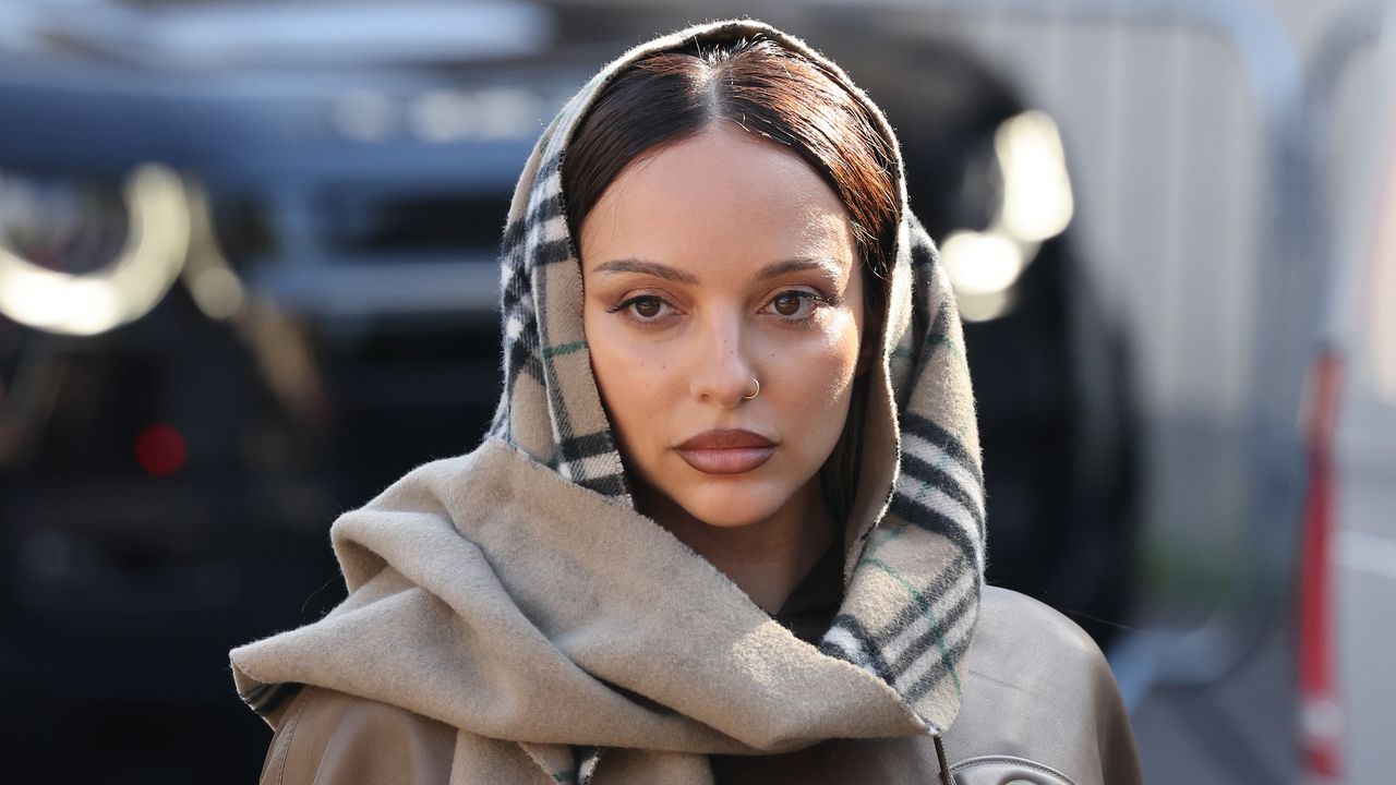 Jade Thirlwall wearing burberry scarf with contoured lips