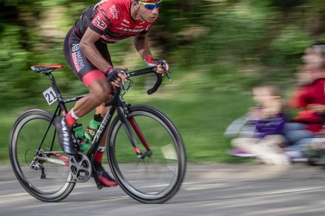 Luis Amaran (Jamis) attacks as the race gets on the final laps