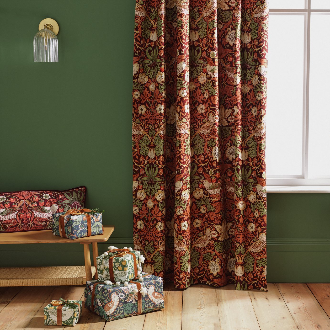 Habitat X Morris &amp;amp; Co. Strawberry Thief Curtain - 137x117cm