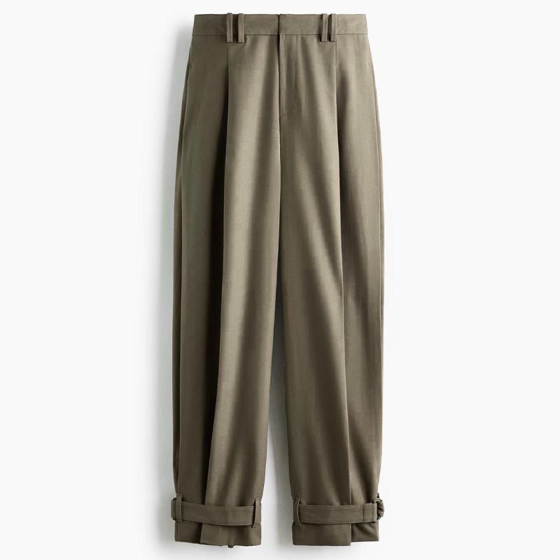 buckled trousers