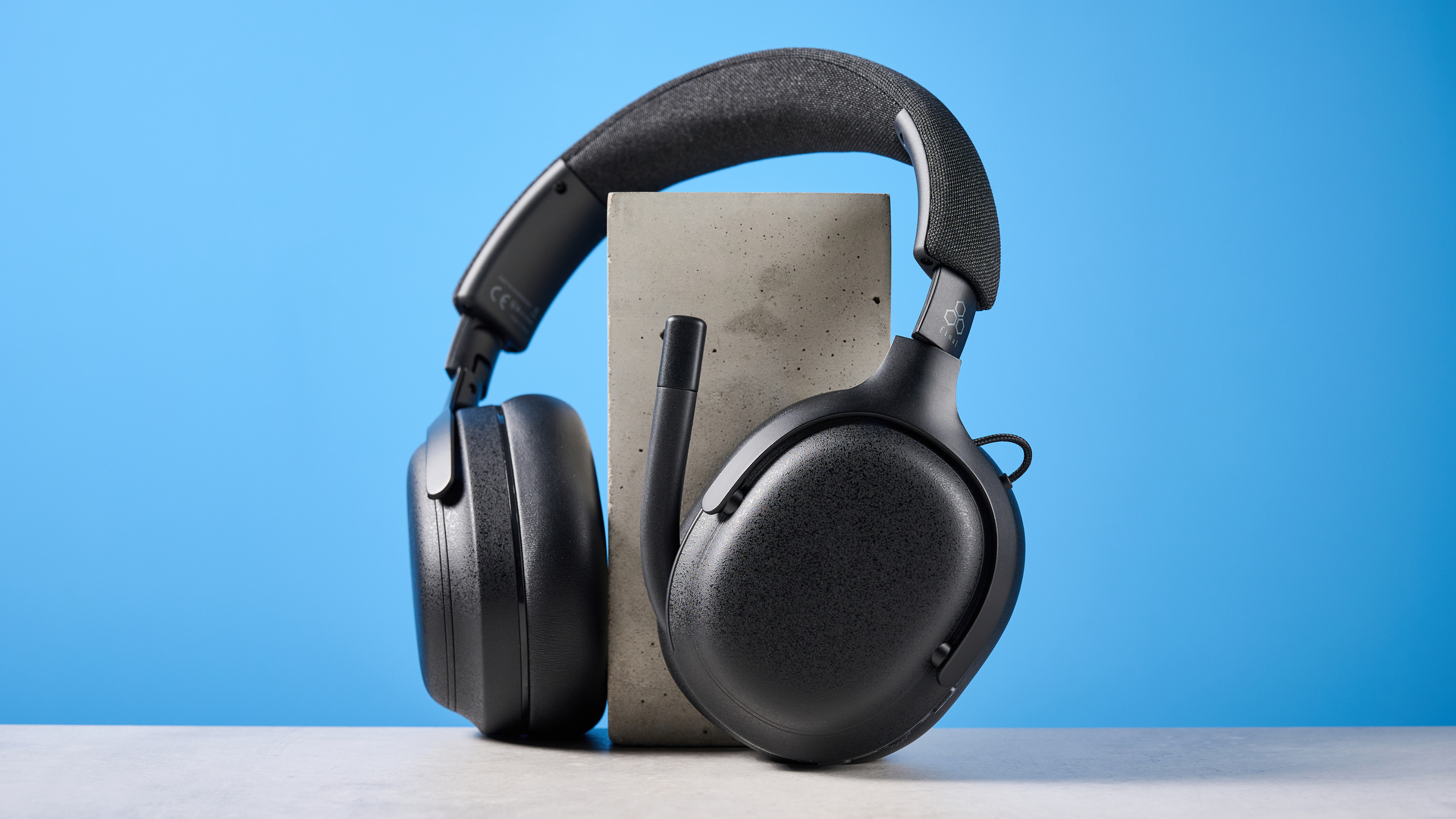 Final VR3000 EX wireless gaming headset