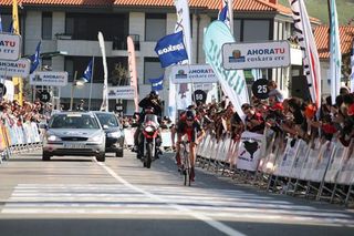 Horner blasts his way to stage and race win