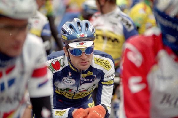 Michele Bartoli looks before the 1997 start