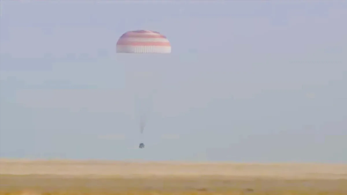 Cosmonaut returns to Earth record-breaking 1,111th days Na7LFu9Q7ti3CboMALBnim-1200-80.jpg