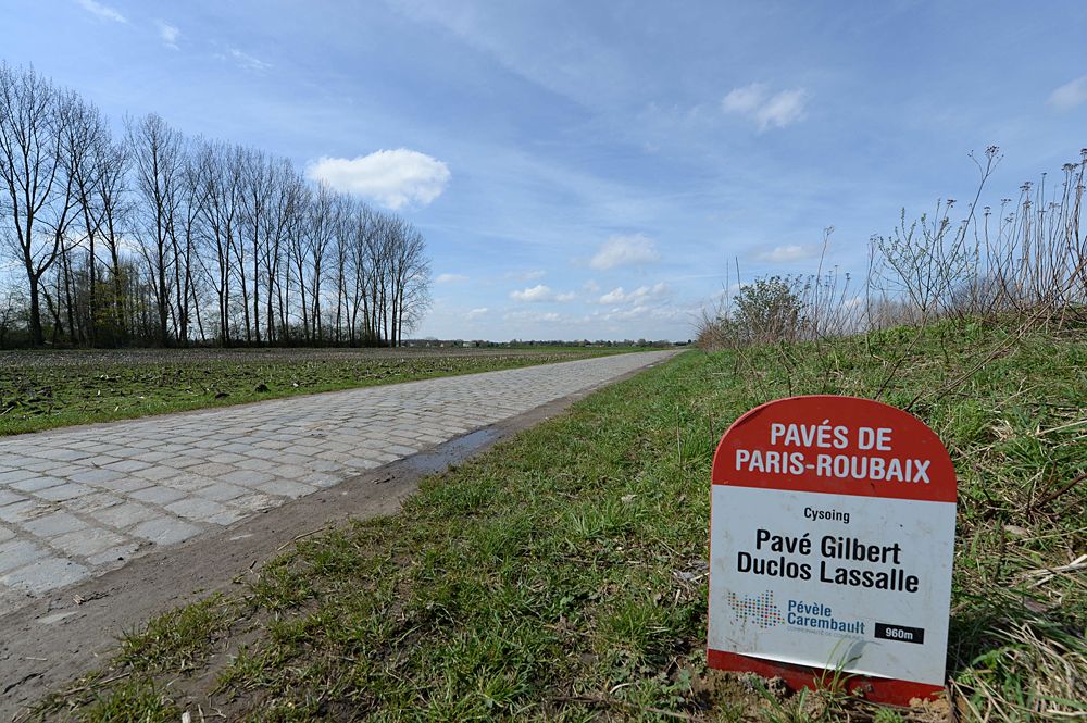 Movistar training on the Paris-Roubaix cobbles as recon for stage 9 at the Tour de France