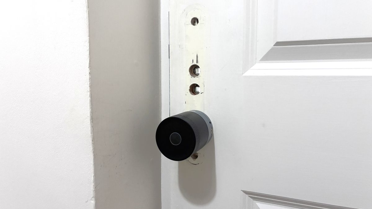Yale Linus Smart Lock L2 Lite installed on door with light off, and door handle removed