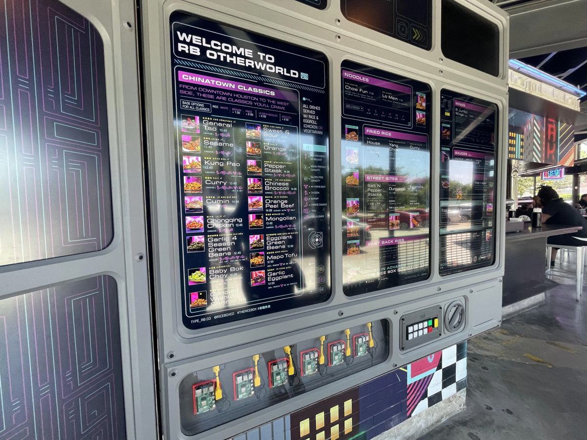 The Rice Box sci-fi themed digital signages uses six Raspberry Pi 4