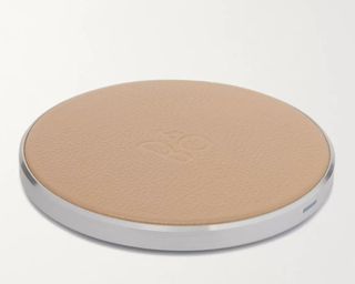 Bang & Olufsen Q1 Charging Pad