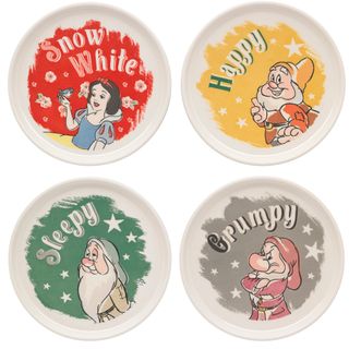 tea plates printed with snow white dwarfs and blossoms