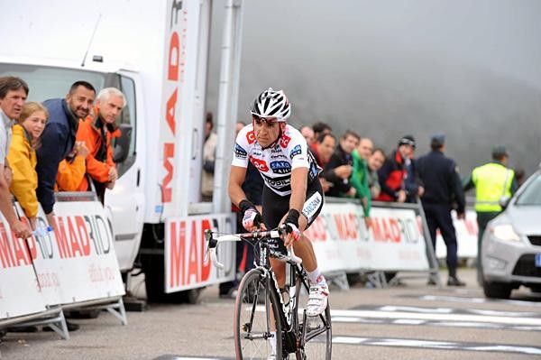 Carlos Sastre (CSC-Saxo Bank) finishes with a time loss of 1:32.
