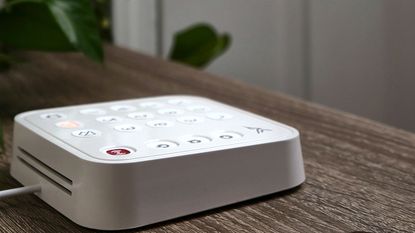 Arlo security hot sale alarm