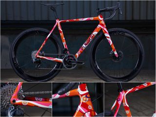 Pursuit Bikes brought the flashy paint, per usual