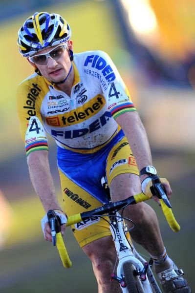 Bart Wellens (Telenet-Fidea) was again off the pace and finished sixth
