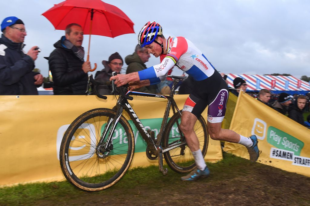 Mathieu van der Poel (Beobank-Corendon) running
