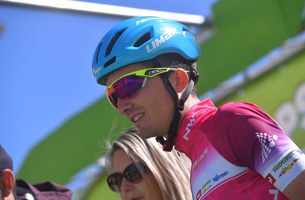 Pello Bilbao leads the race after winning stage 1 at Tour of the Alps