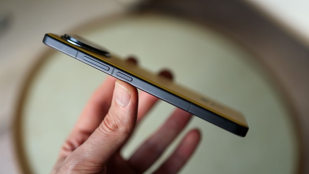 A photo of the Poco F7 Ultra in yellow