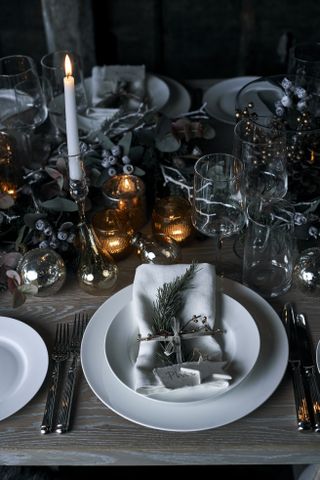 Neptune Christmas table setting