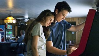 Shailene Woodley as Aimee Finecky and Miles Teller as Sutter Keely in The Spectacular Now