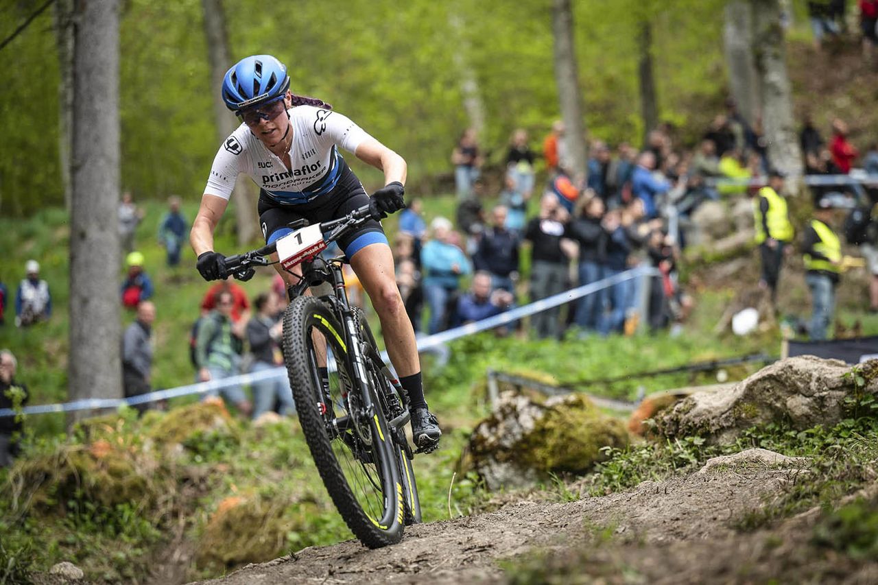 Rebecca Ellen McConnell (Aus) Primaflor Mondraker Genuins