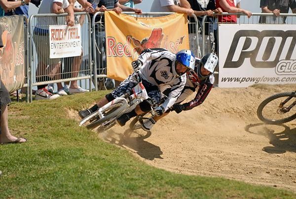 Luke Madill just holds off a fast finishing Tom Hubert