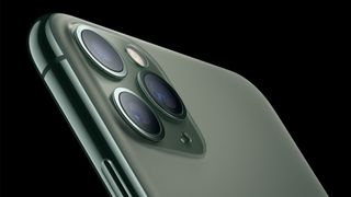iPhone 11 Pro in Midnight Green