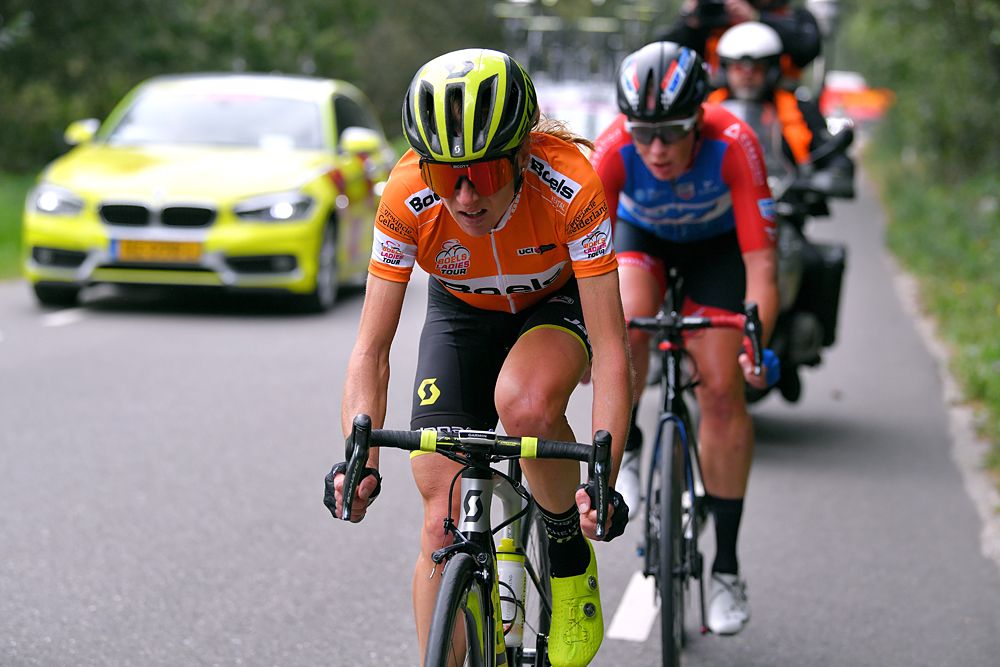 Annemiek van Vleuten in the orange leader's jersey stage 1 Boels Ladies Tour