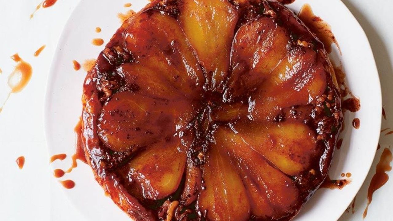 Salted honey, pear and chocolate tarte tatin