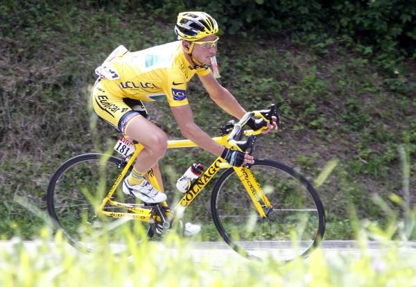 Voeckler again rode his heart out to stay in yellow