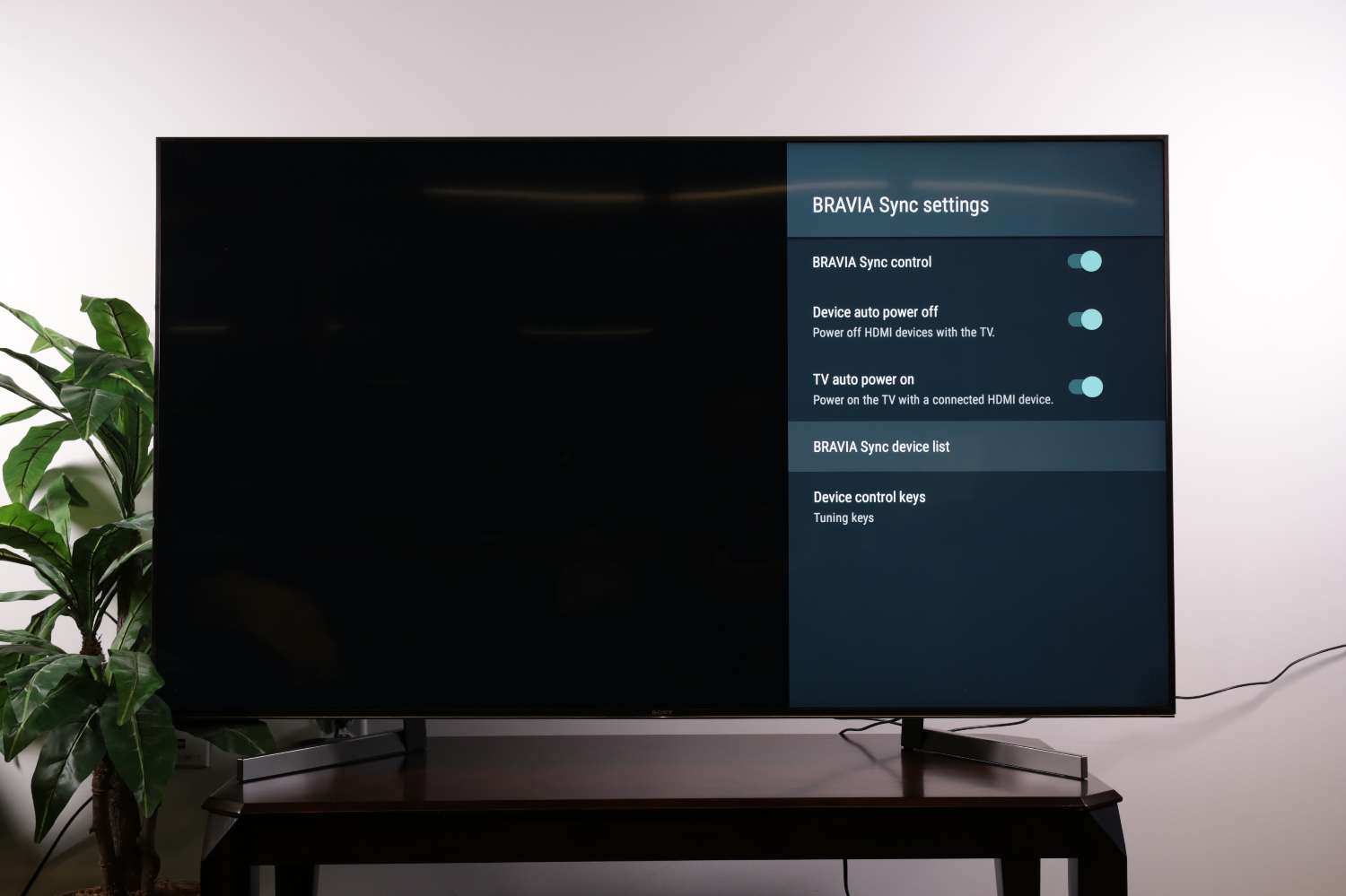 How To Use HDMI-CEC To Control All The Devices Attached To Your Sony TV ...