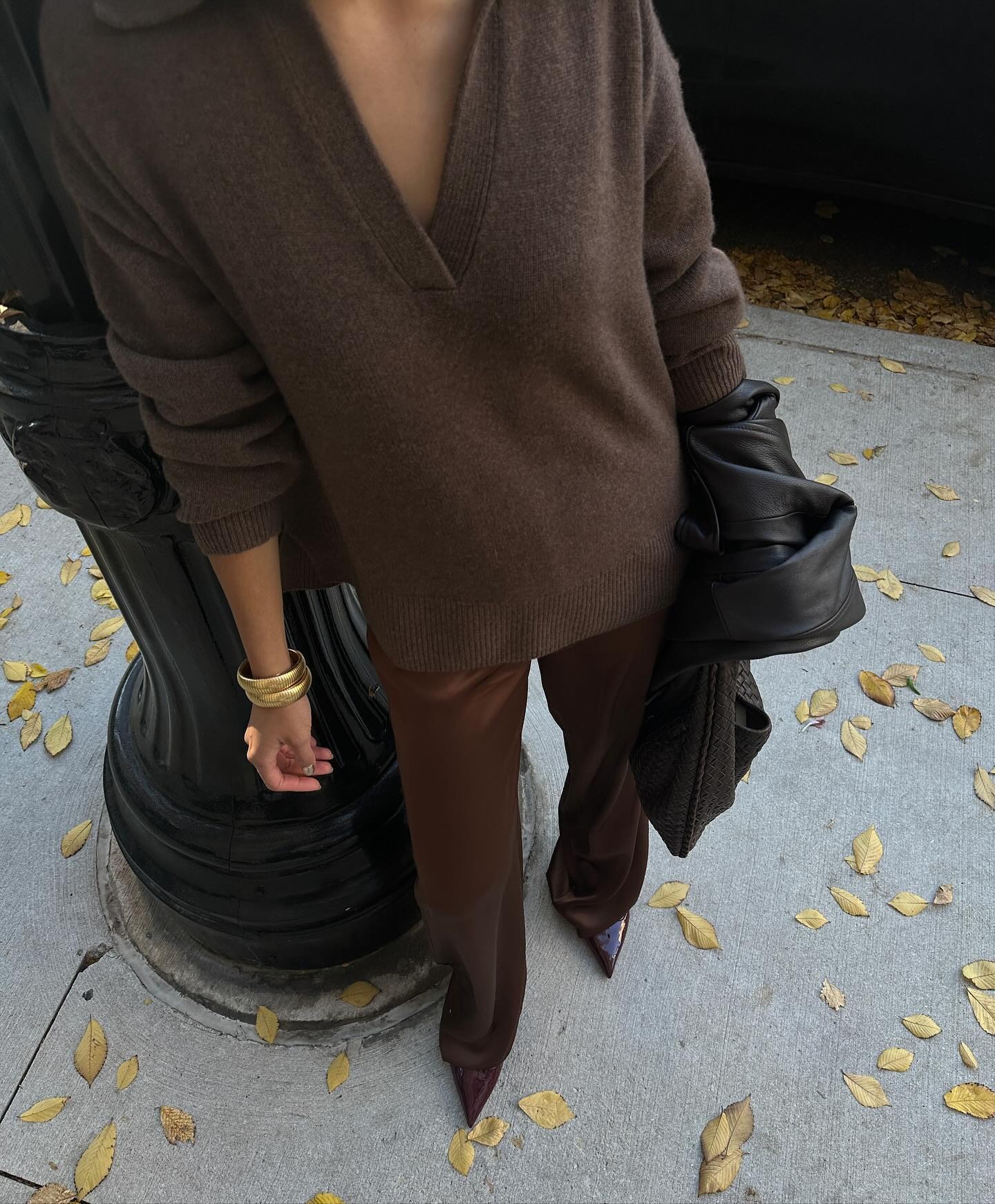 @dawn.tan wearing the satin pants trend
