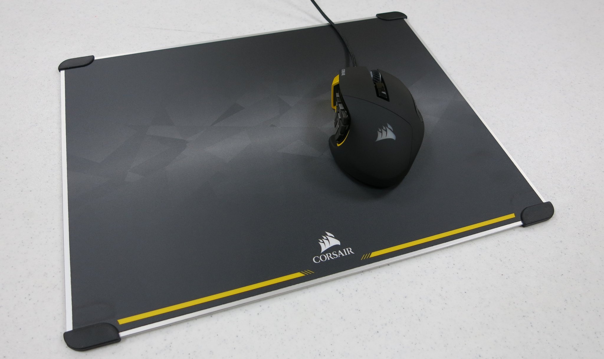 MM600 Double-Sided Gaming Mouse Mat review |