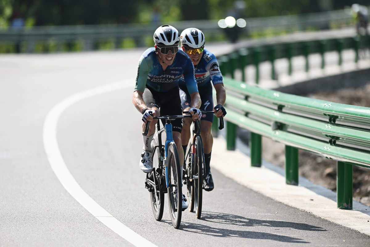 Stan Dewulf and Pepijn Reinderink were the last survivors of the day's breakaway