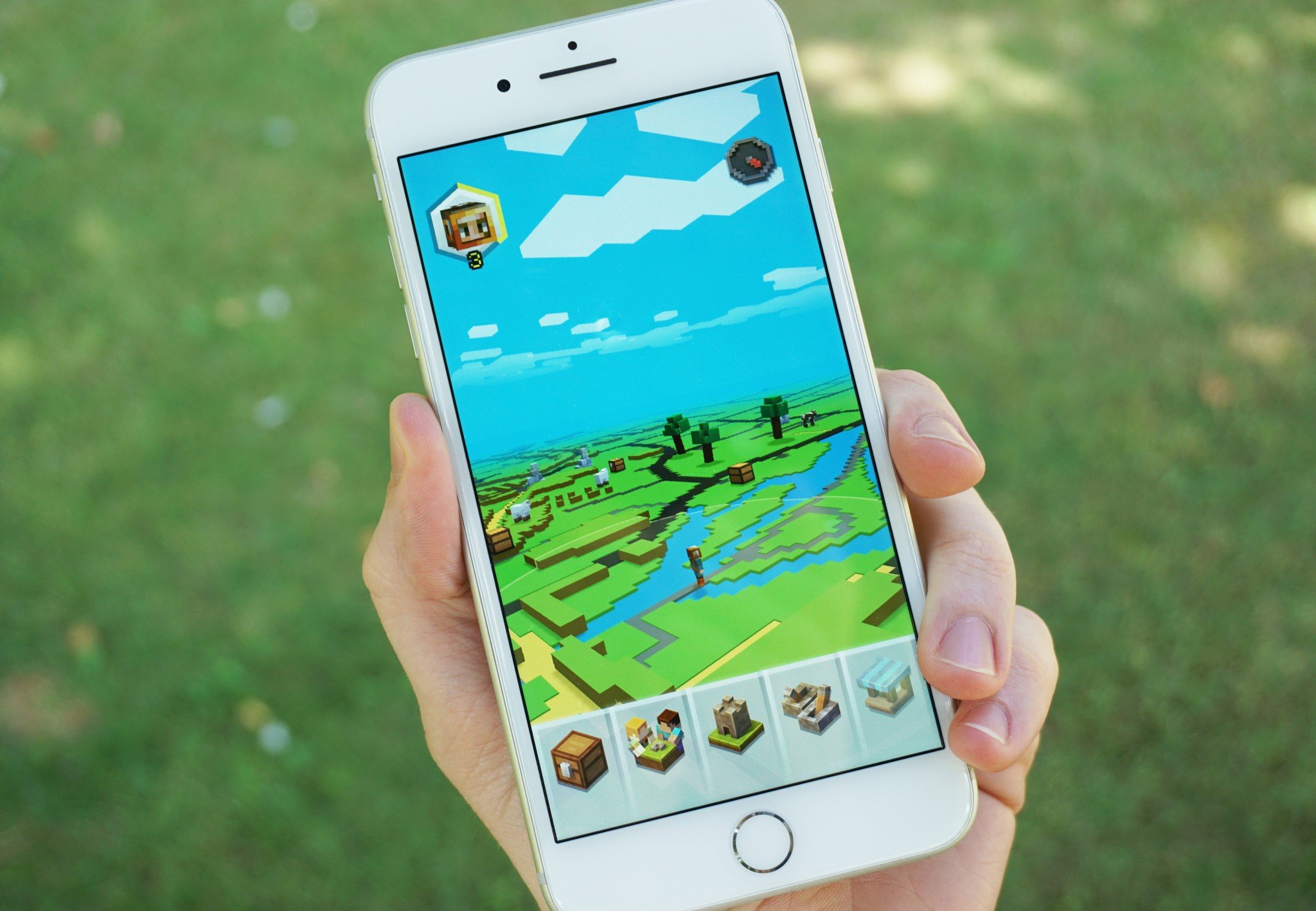 Minecraft Earth for iOS and Android goes a step beyond Pokémon Go - The  Verge